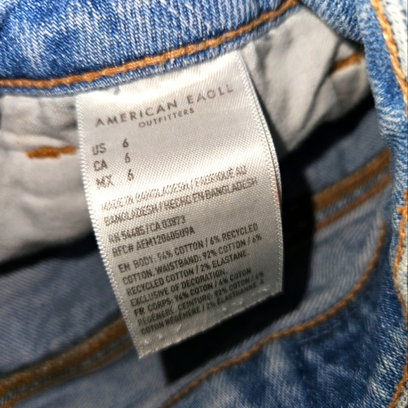 Shorts - Picture 4 of 4